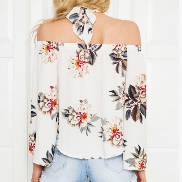 Off Shoulder Sexy Floral Blouse *New* - Picture 4 of 5